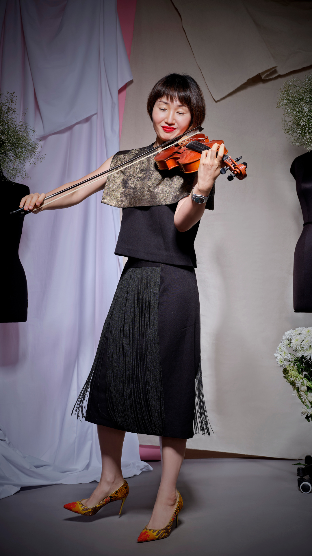 Black scuba fitted skirt