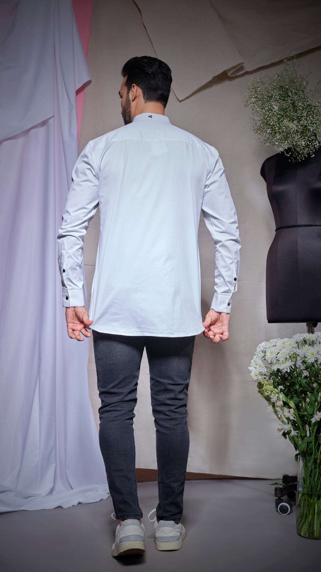 White zara shirt with cheat collar