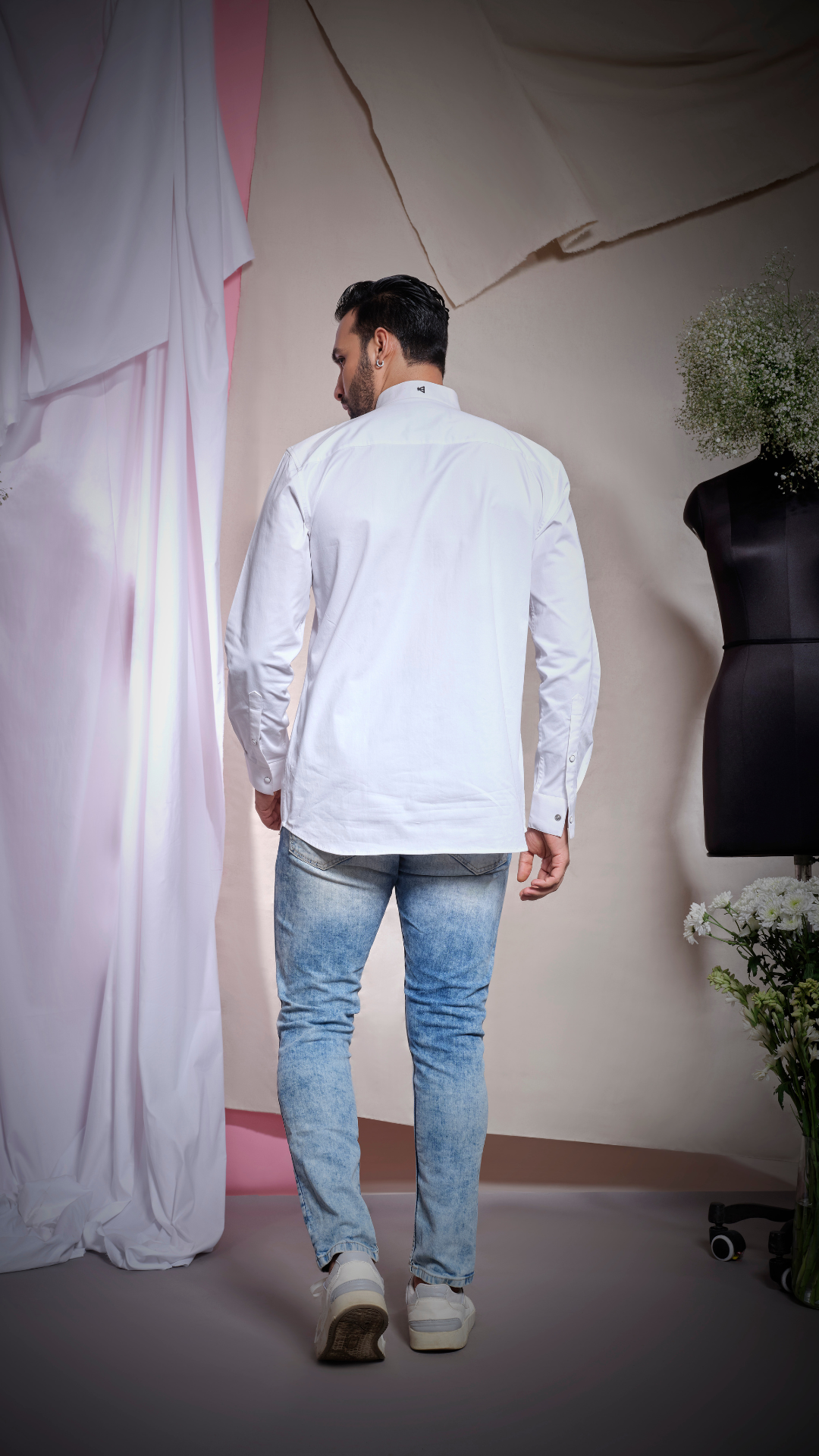 White zara with gold zip Loki Shirt with no saperate collar but yoke which looks like big collar