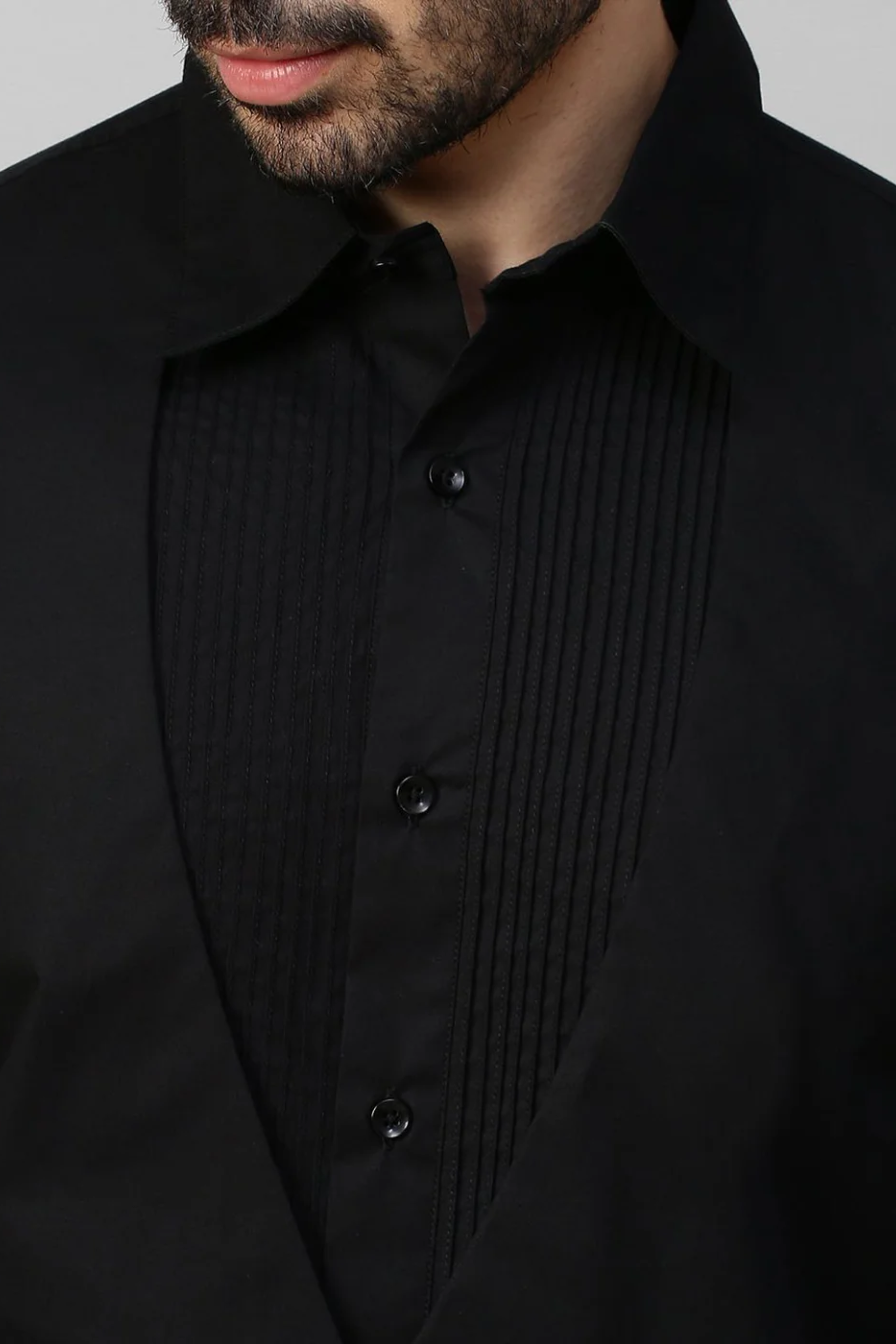 Black waistcoat feature shirt