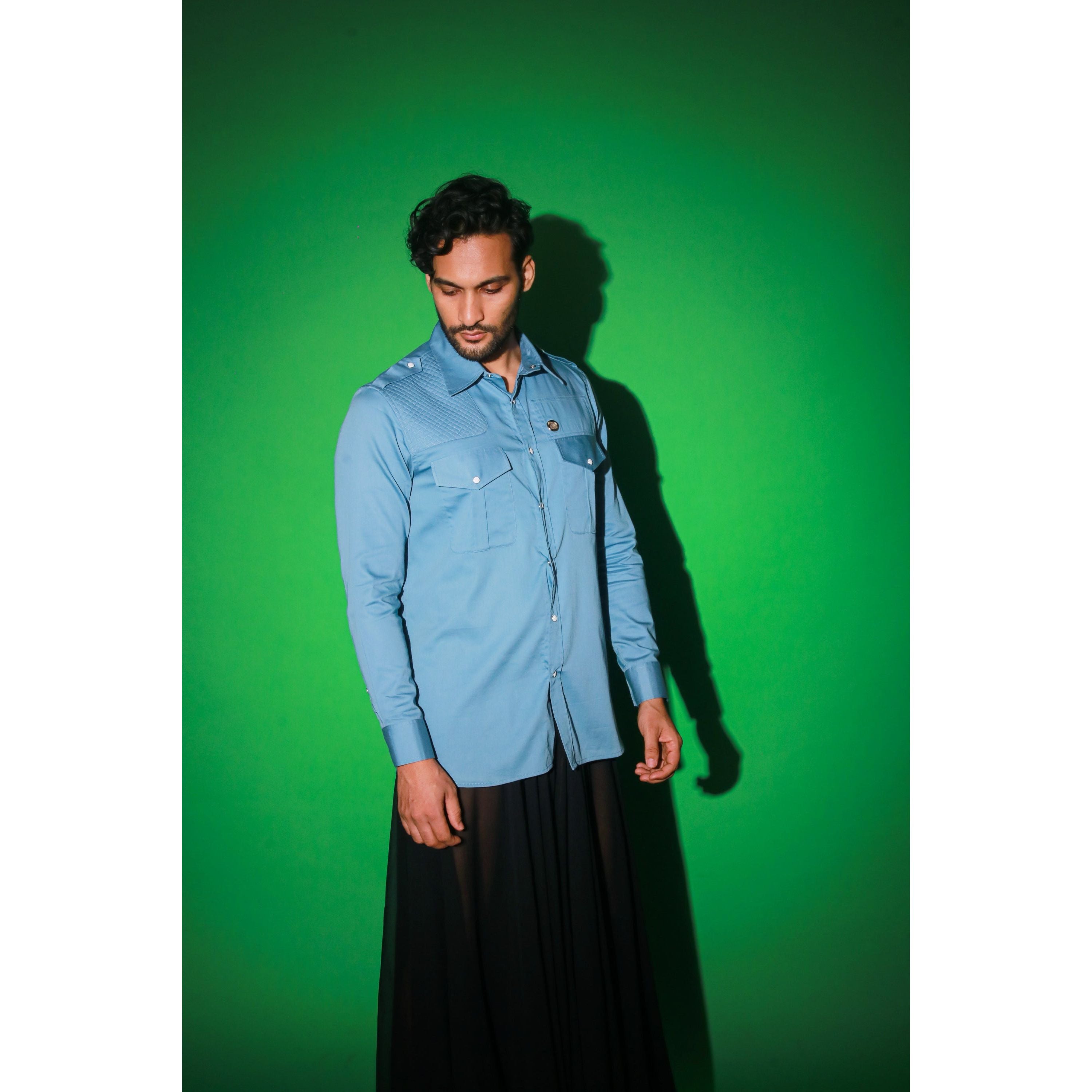 Light blue shirt with quilting feature