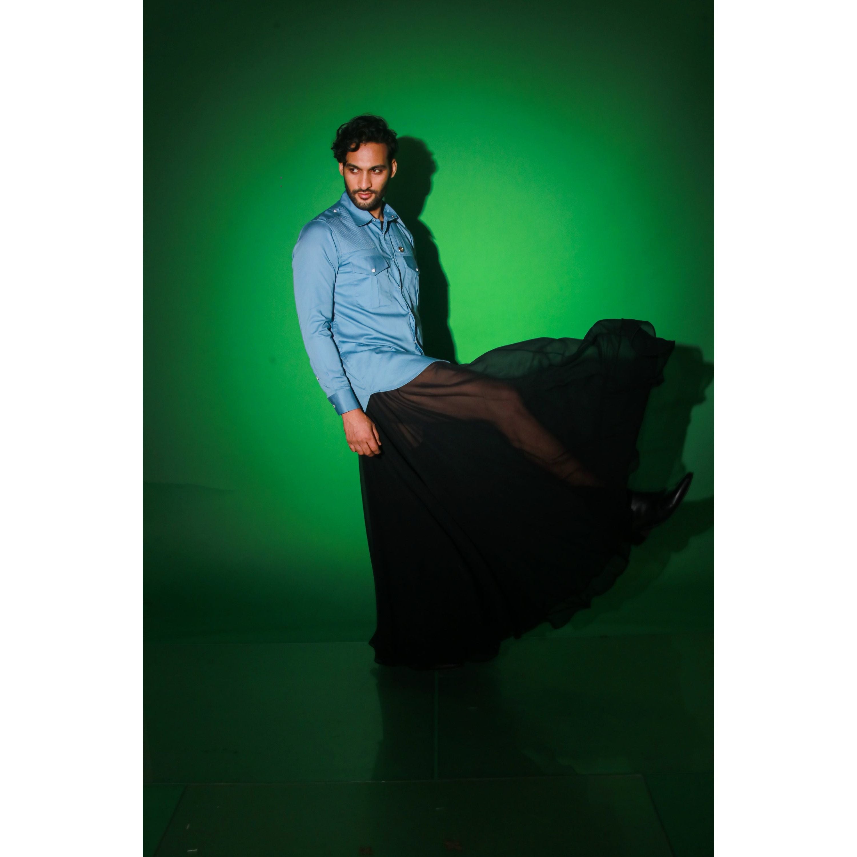 Light blue shirt with quilting feature