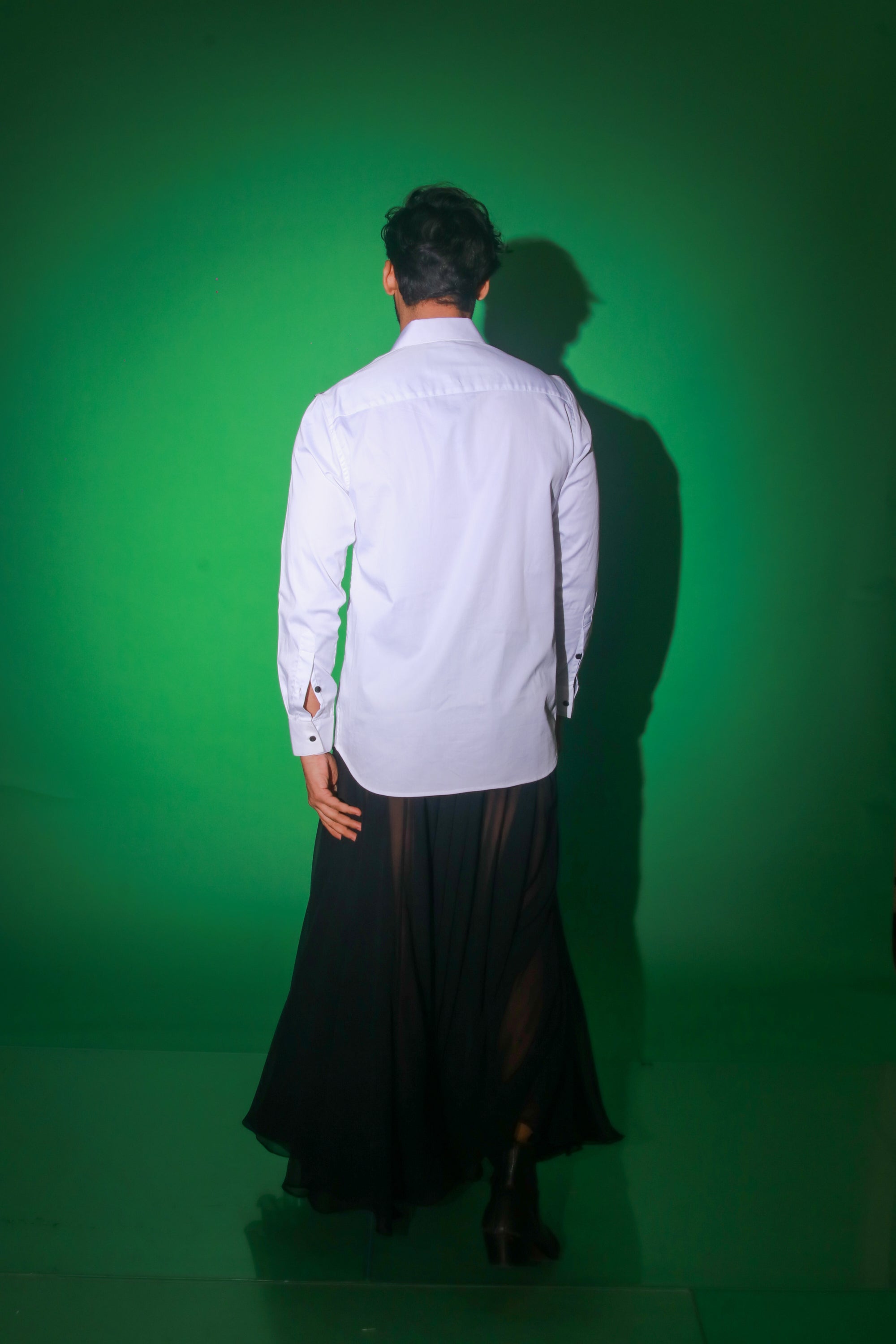 White shirt with zipper feature