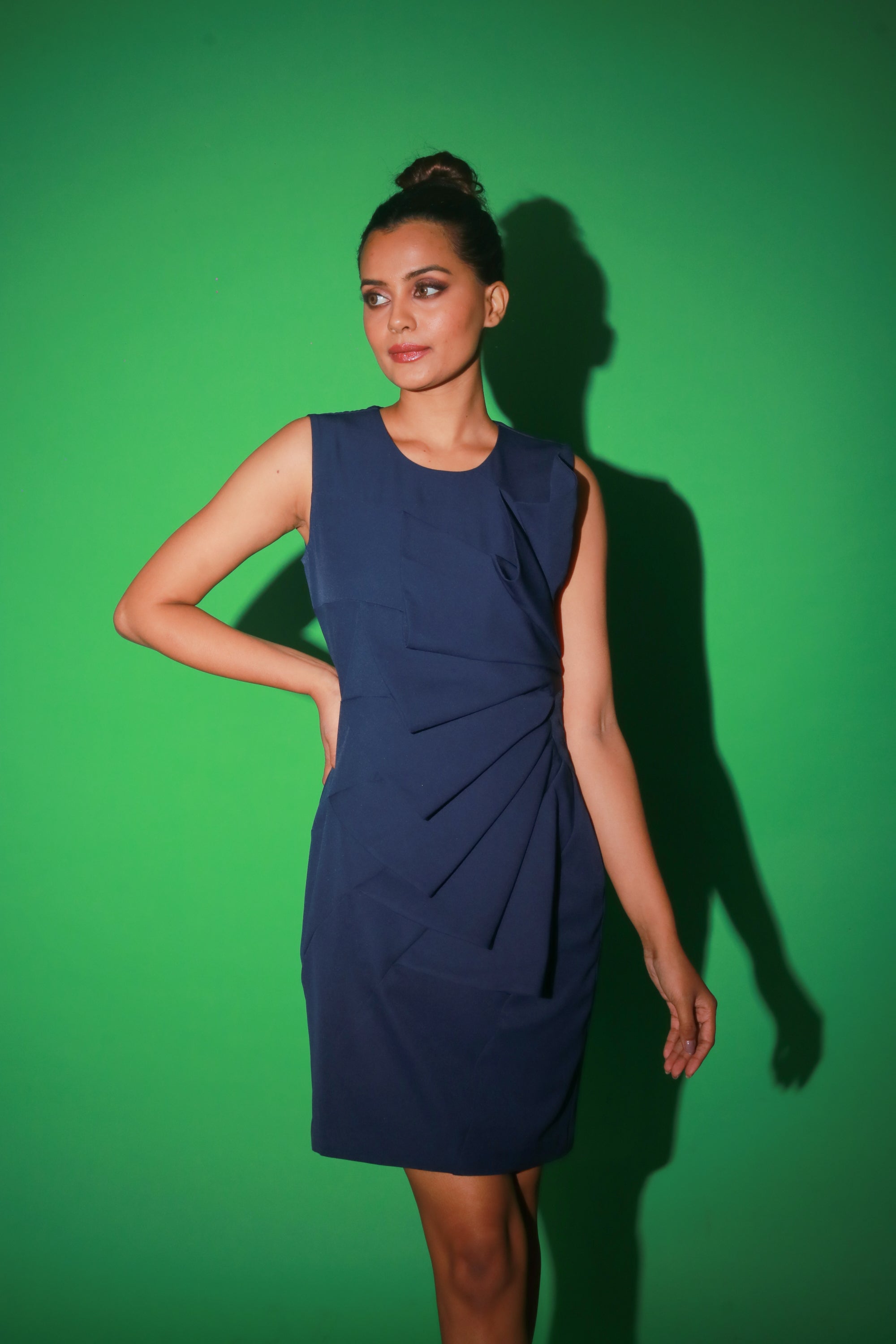 Blue short dress with a scone pattern