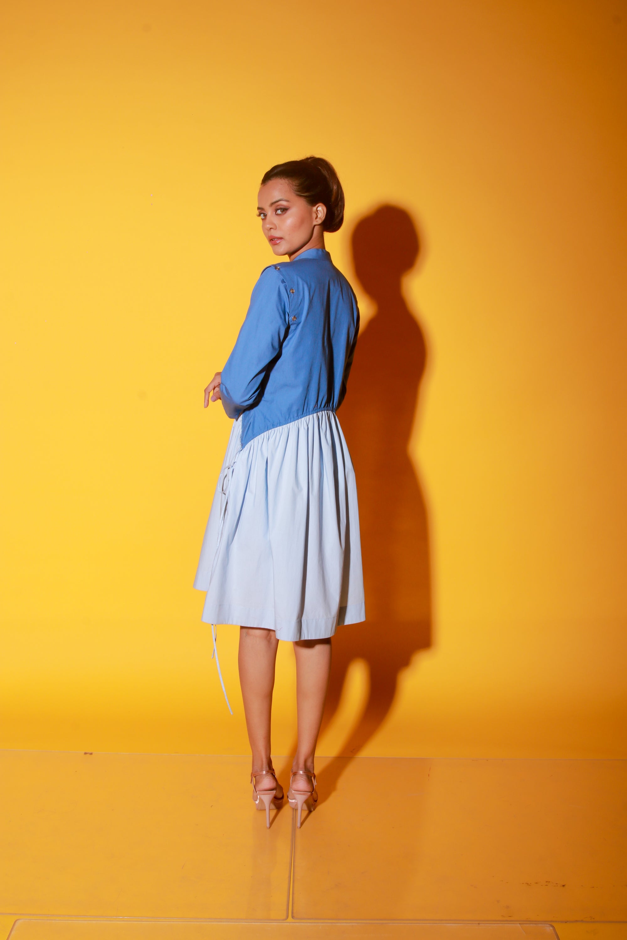 Dark & light blue dress features detachable sleeves and drawstring detailing below the waist.