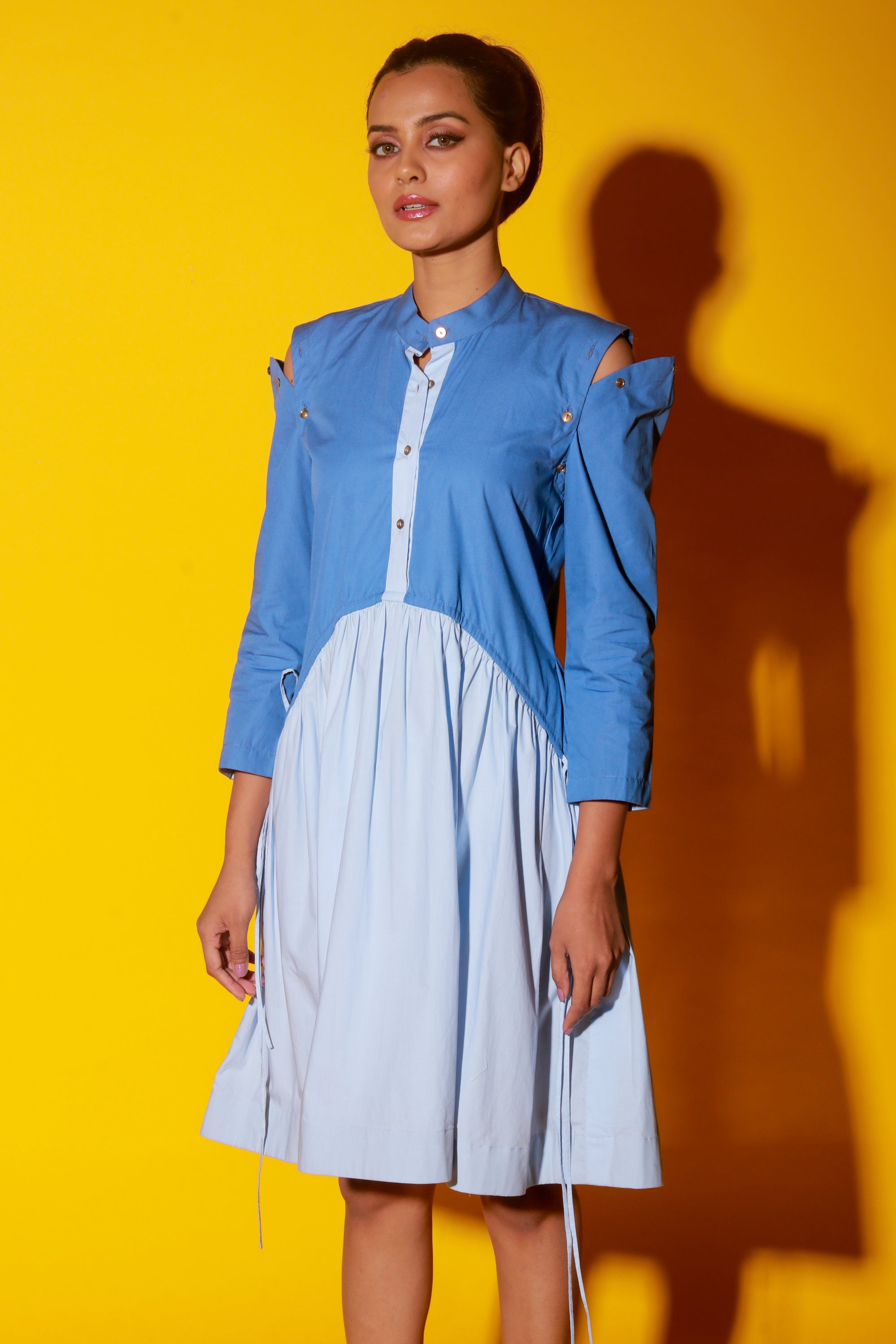 Dark & light blue dress features detachable sleeves and drawstring detailing below the waist.