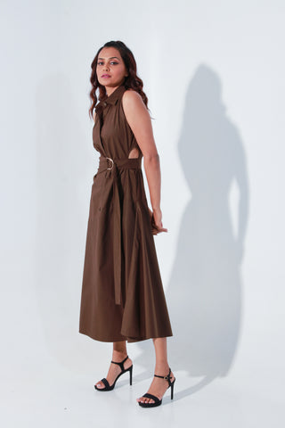 Edgar dress in brown with an attached saddle belt and waist cut-outs on the side.