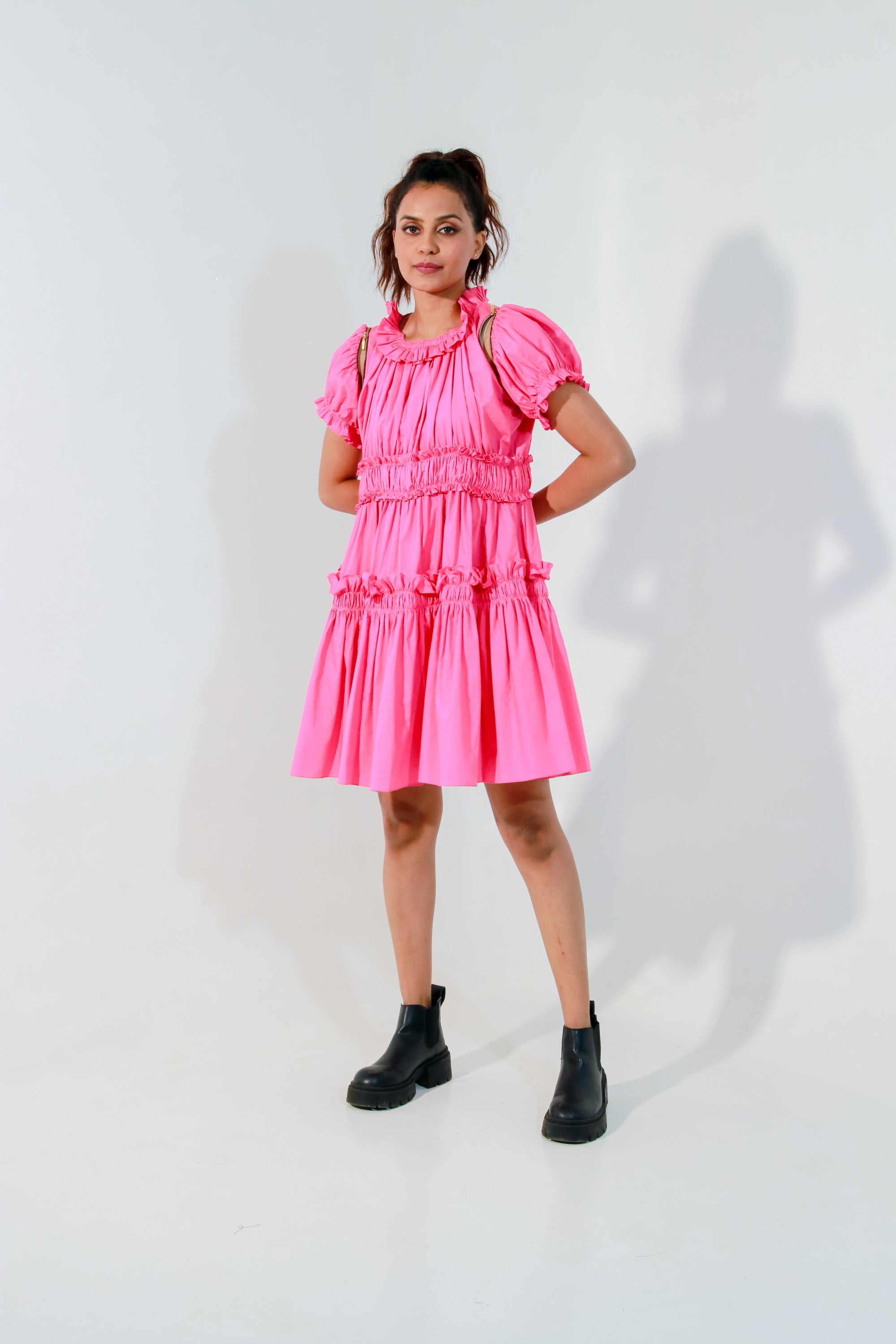 Pink dress with ruffles and detachable zippered sleeves
