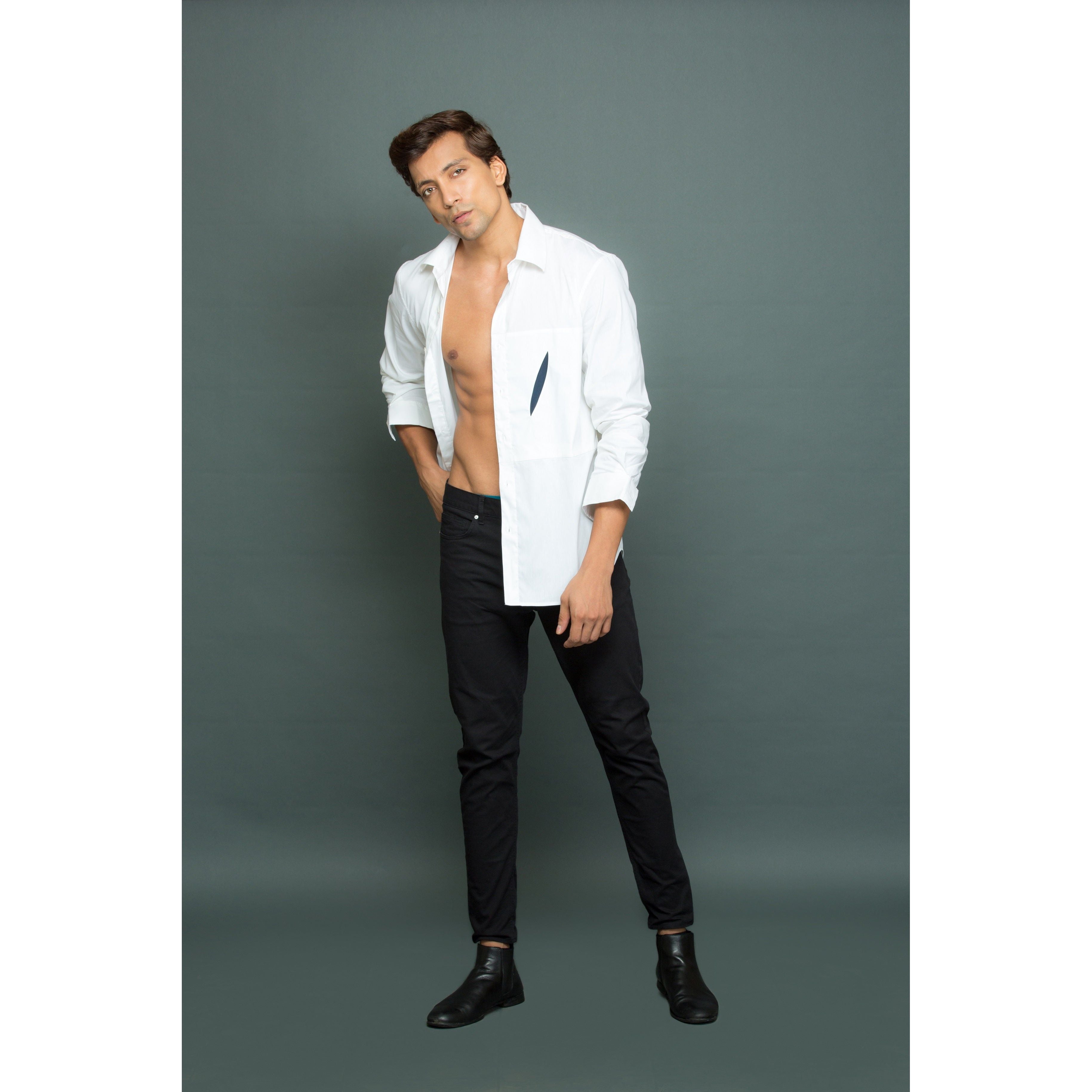 White shirt inslit feature