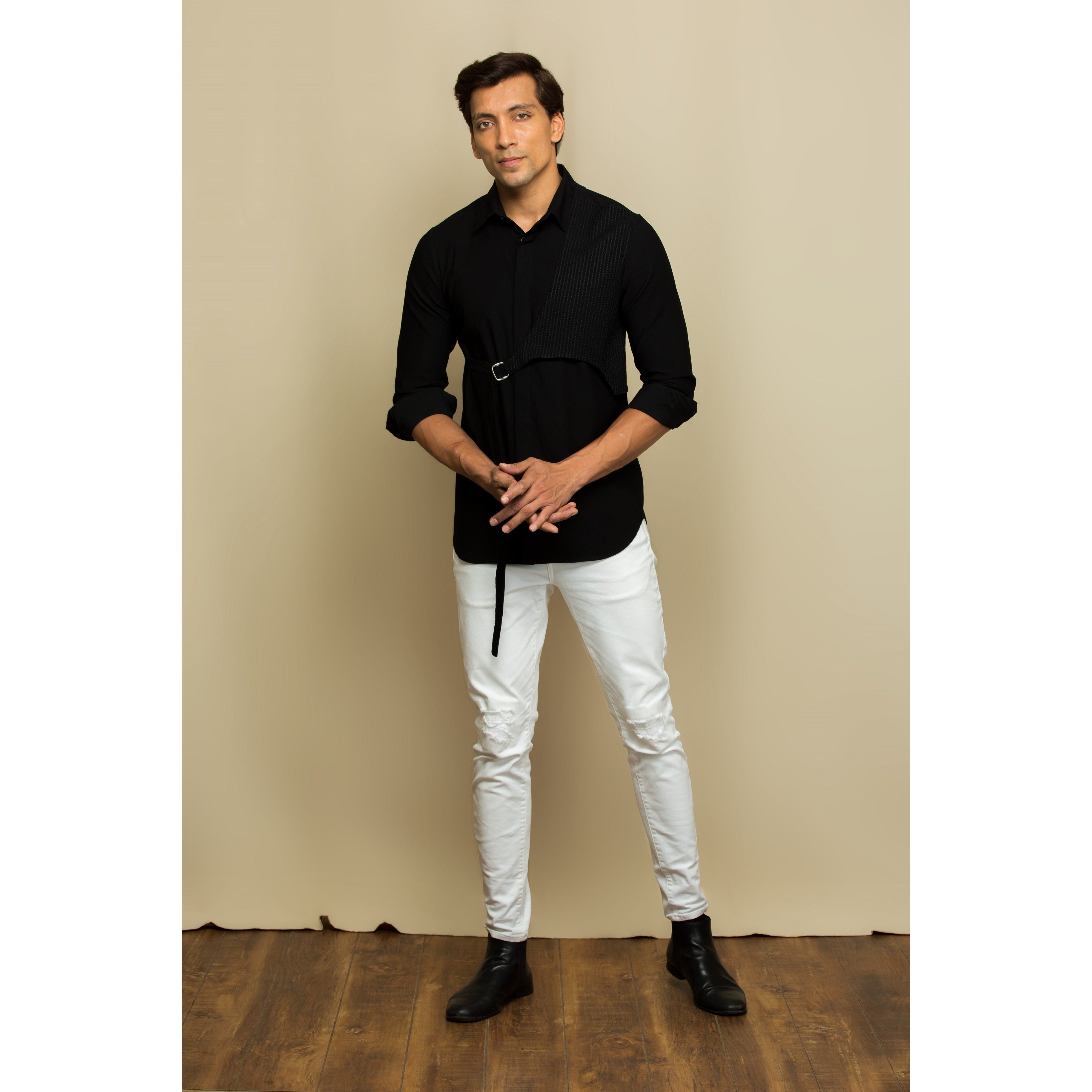 Harness buckle black shirt