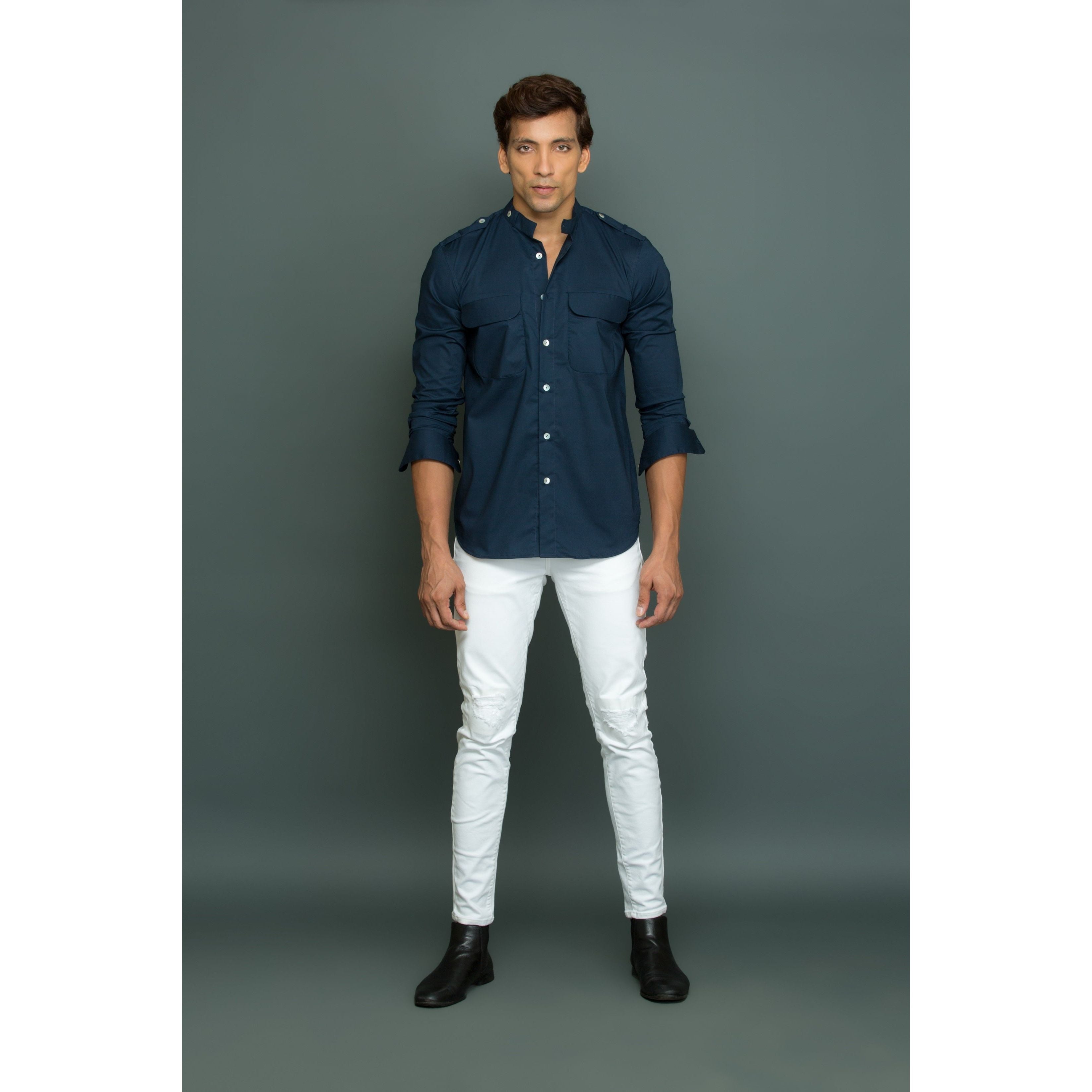 Double pocket flaps lapels and chinese collar