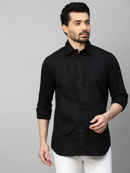 Black waistcoat feature shirt