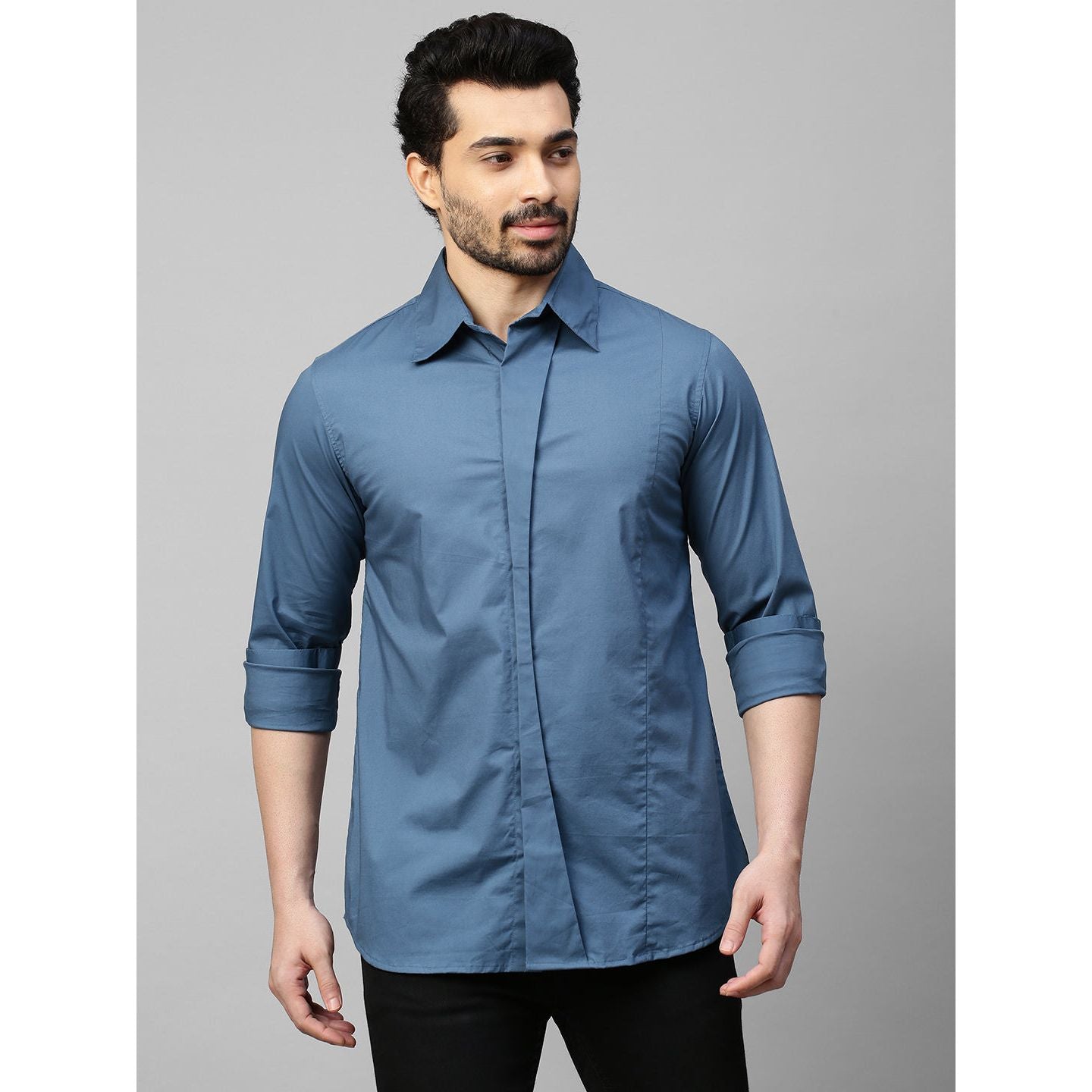 Curved placket shirt