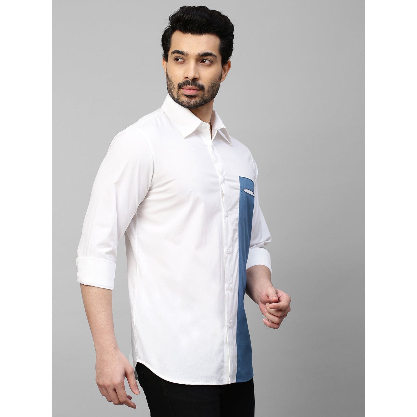 Shirt with slit pocket feature