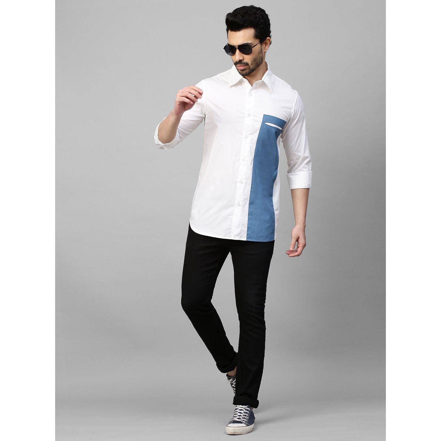 Shirt with slit pocket feature