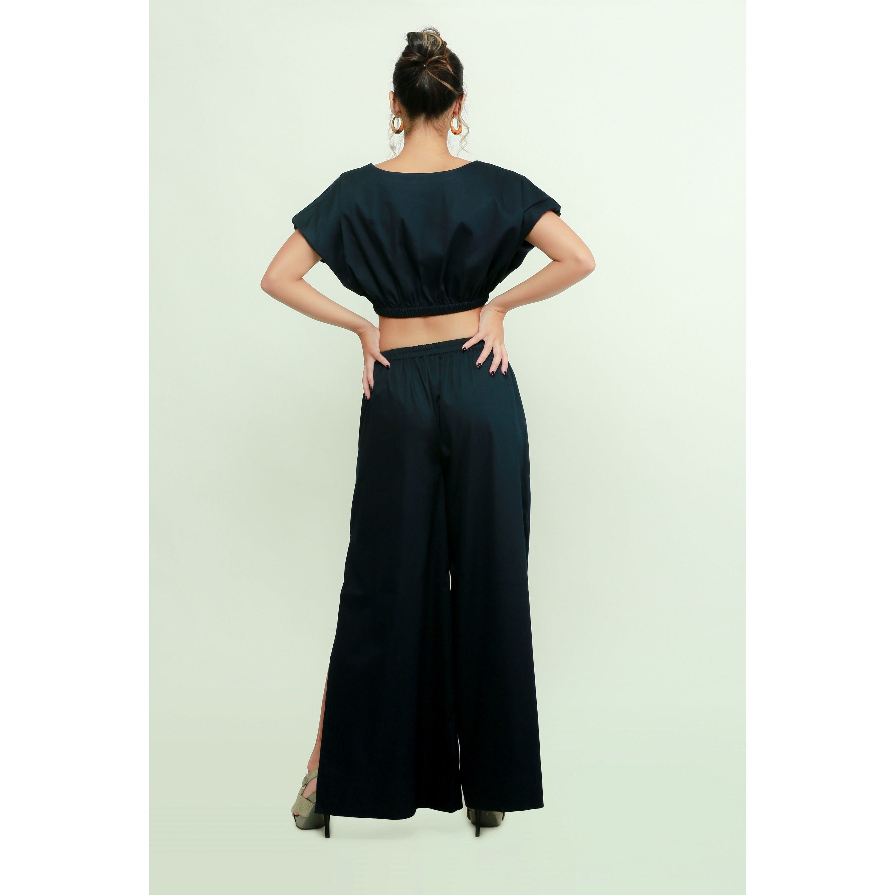 Short top with side slit pants