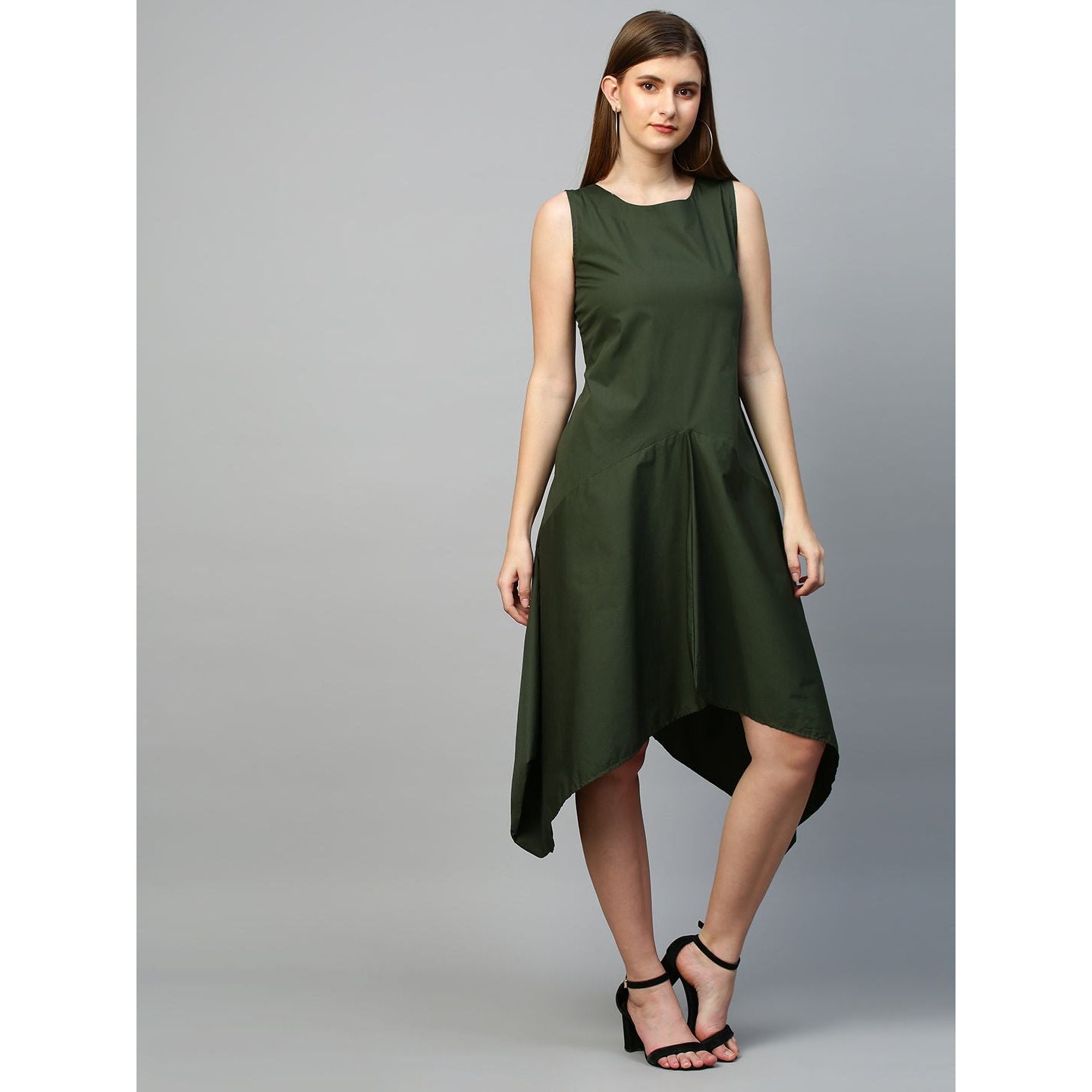 Sleeveless dress