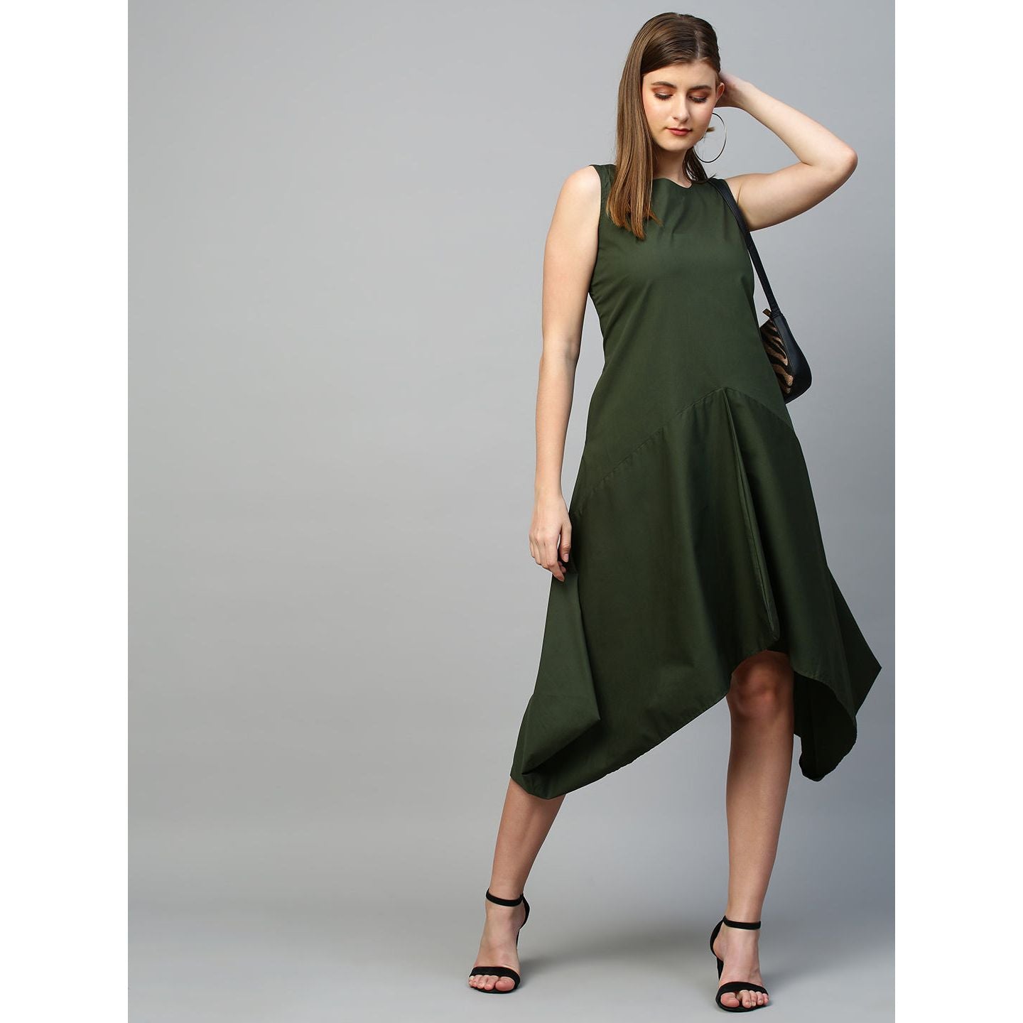 Sleeveless dress