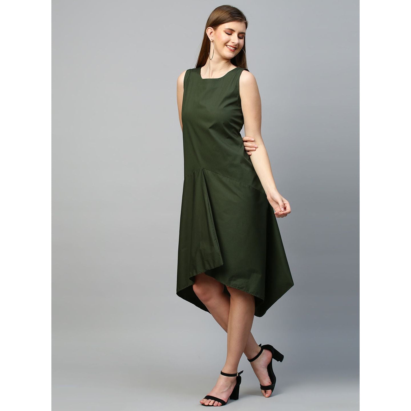 Sleeveless dress