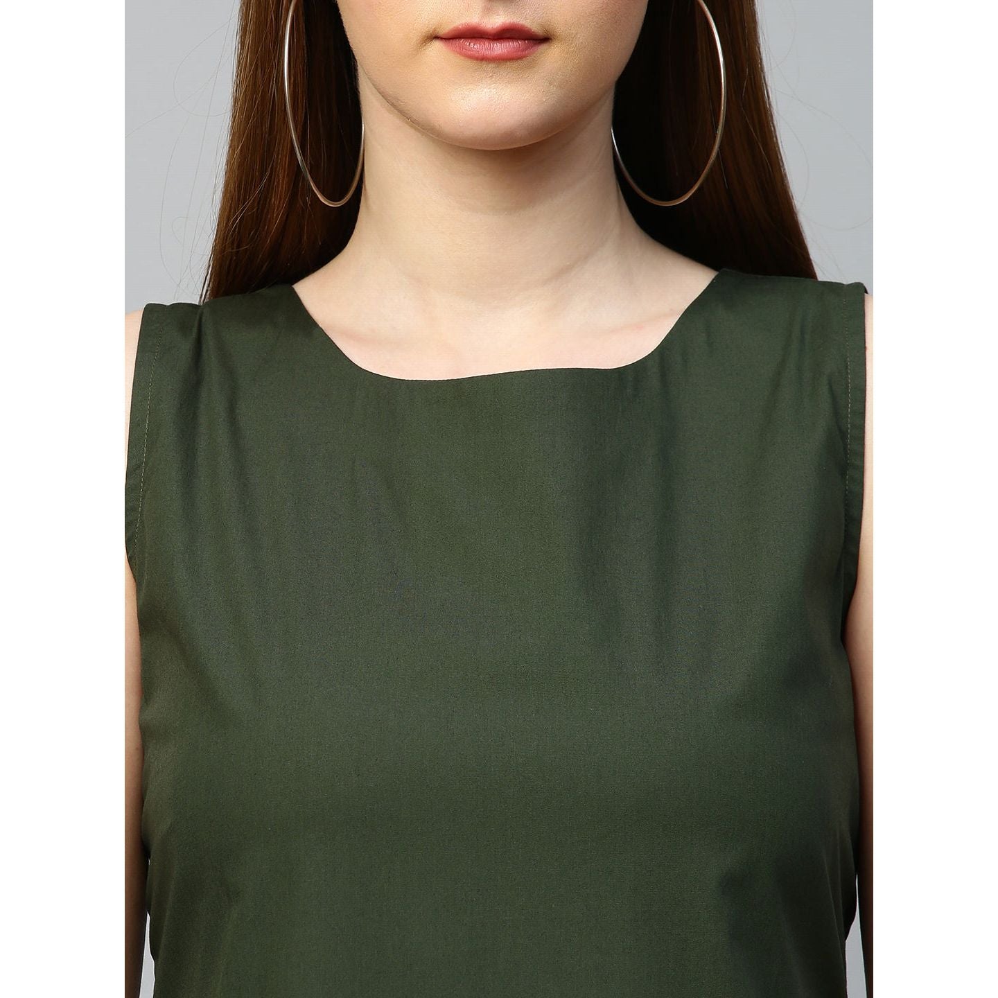 Sleeveless dress