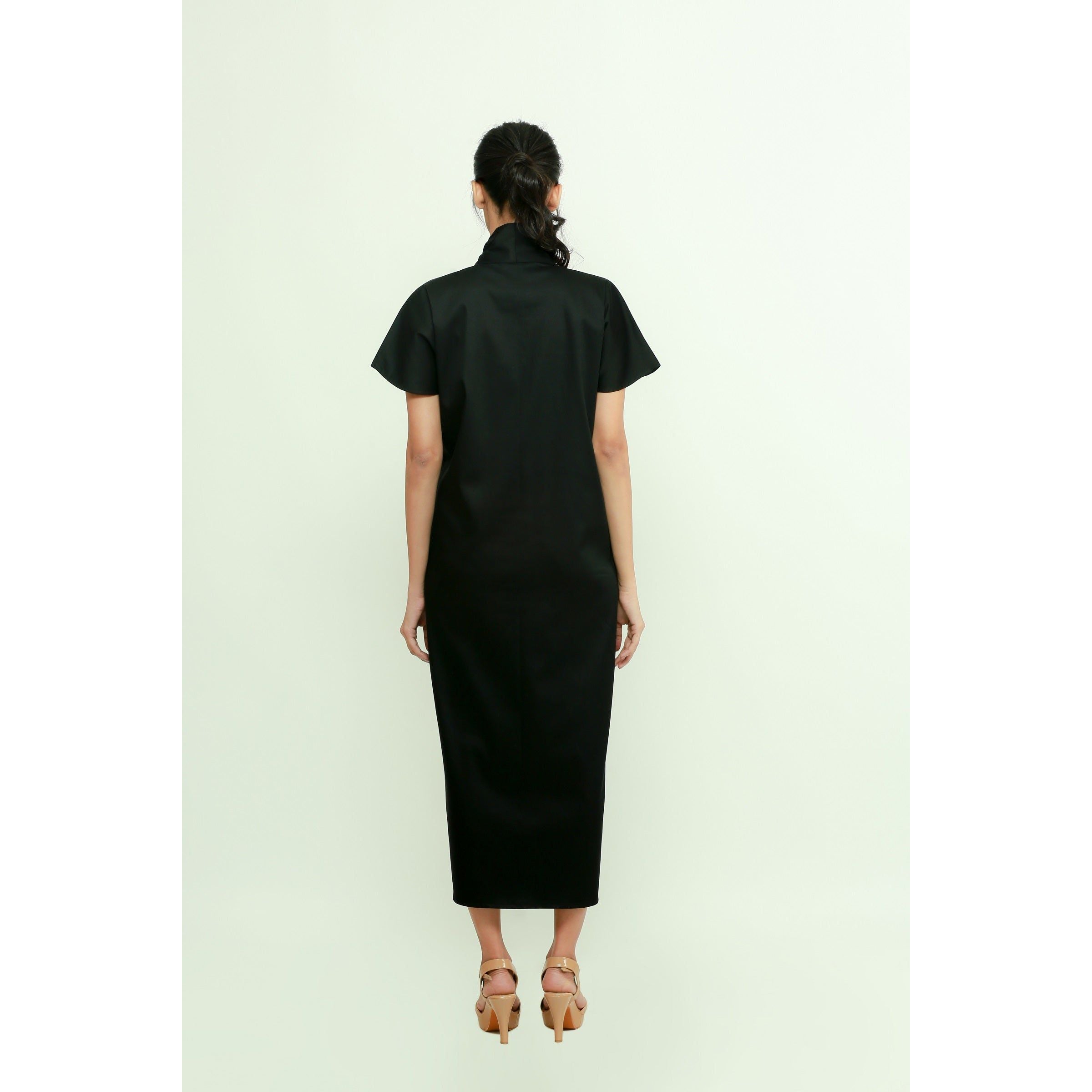 Waist tie-up long dress