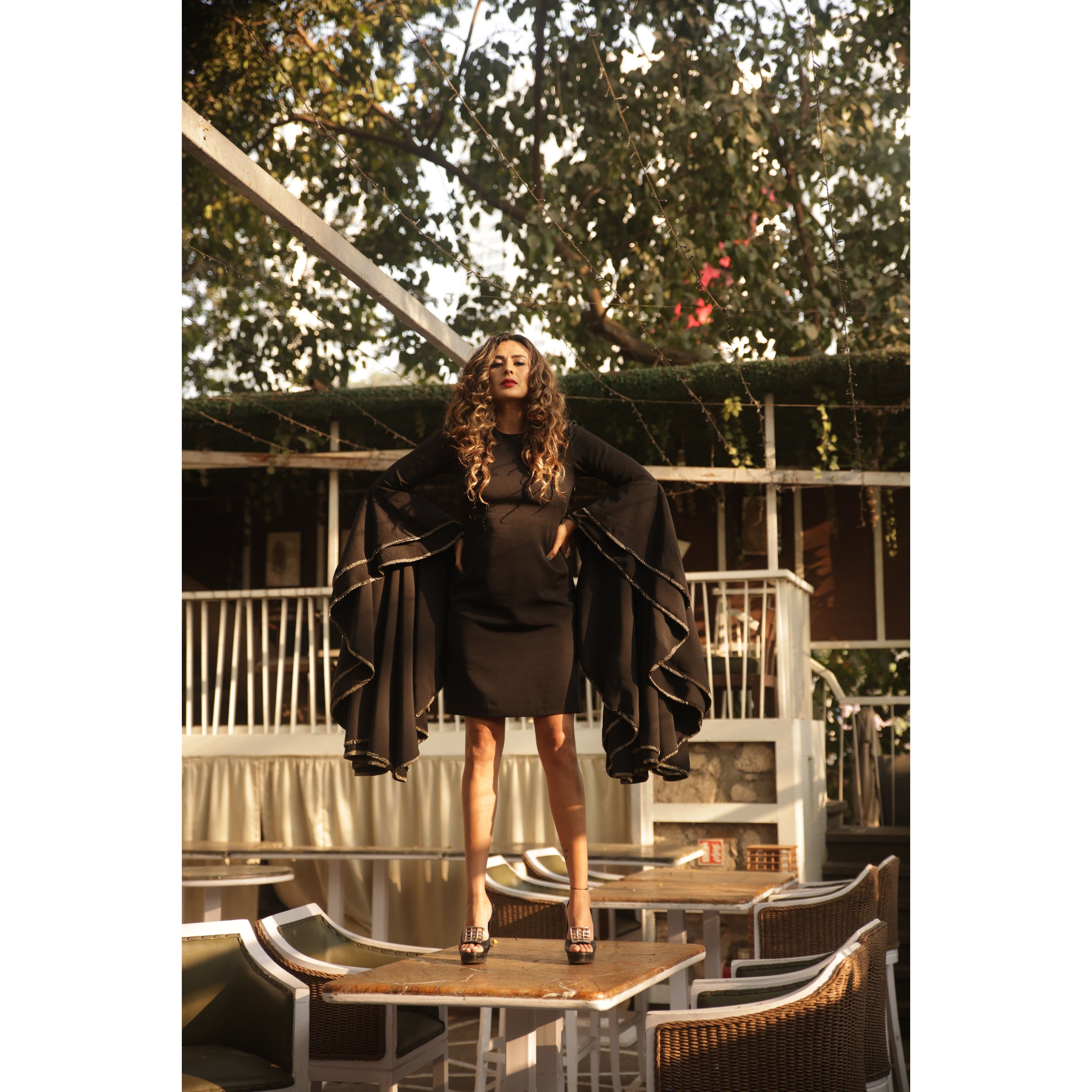 Knee length dress with bell sleeves